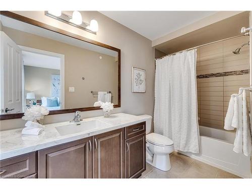 50-342 Mill Street, Kitchener, ON - Indoor Photo Showing Bathroom