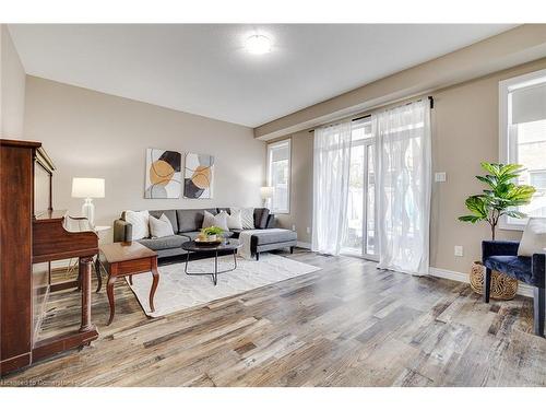 50-342 Mill Street, Kitchener, ON - Indoor Photo Showing Living Room