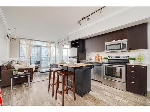 1913-103 The Queensway, Toronto, ON - Indoor Photo Showing Kitchen