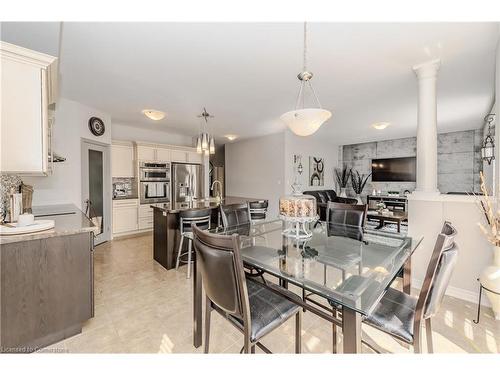 15 Doon Creek Street, Kitchener, ON - Indoor Photo Showing Dining Room