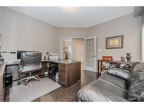 15 Doon Creek Street, Kitchener, ON - Indoor Photo Showing Other Room