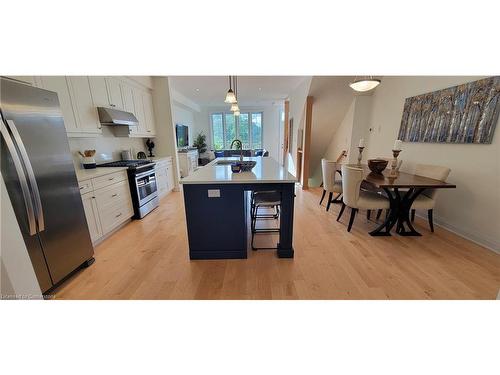 3-280 Tall Grass Crescent, Kitchener, ON - Indoor Photo Showing Kitchen