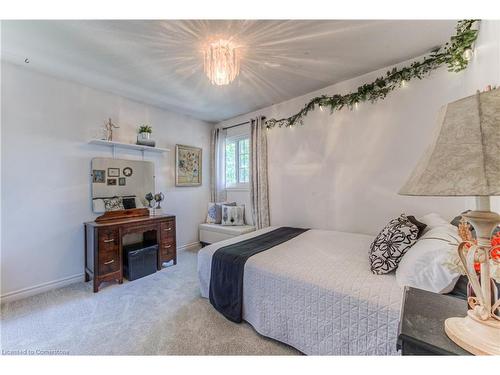 242 Huck Crescent, Kitchener, ON - Indoor Photo Showing Bedroom