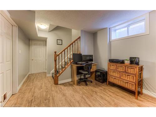 242 Huck Crescent, Kitchener, ON - Indoor