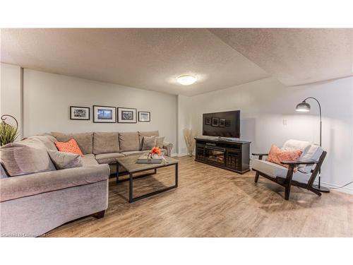 242 Huck Crescent, Kitchener, ON - Indoor Photo Showing Living Room