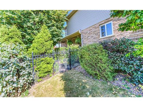 242 Huck Crescent, Kitchener, ON - Outdoor