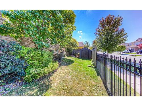 242 Huck Crescent, Kitchener, ON - Outdoor