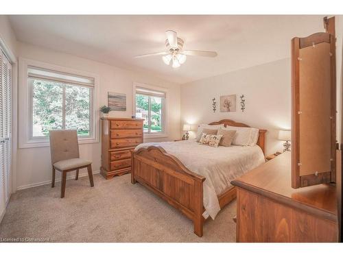 43 Kenmore Avenue, Cambridge, ON - Indoor Photo Showing Bedroom