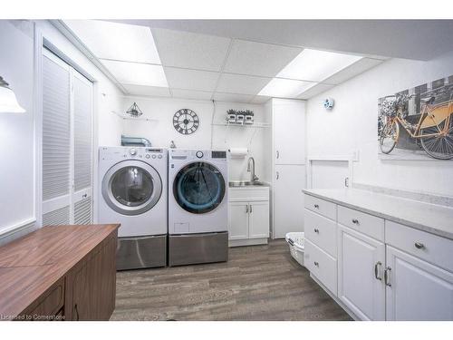 43 Kenmore Avenue, Cambridge, ON - Indoor Photo Showing Laundry Room