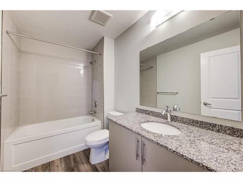 15-350 River Road, Cambridge, ON - Indoor Photo Showing Bathroom