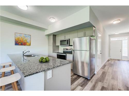 15-350 River Road, Cambridge, ON - Indoor Photo Showing Kitchen With Stainless Steel Kitchen With Upgraded Kitchen