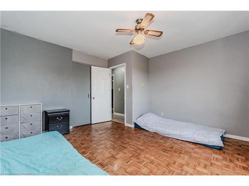 62 Ripley Crescent, Kitchener, ON - Indoor Photo Showing Bedroom