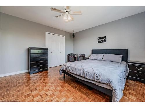 62 Ripley Crescent, Kitchener, ON - Indoor Photo Showing Bedroom