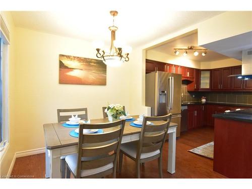 141 Fenwick Court, Kitchener, ON - Indoor Photo Showing Dining Room