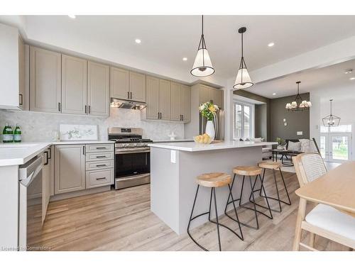 70 Harpin Way W, Fergus, ON - Indoor Photo Showing Kitchen With Upgraded Kitchen