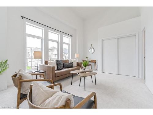 70 Harpin Way W, Fergus, ON - Indoor Photo Showing Living Room