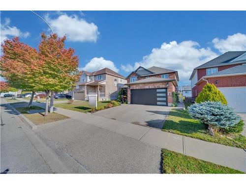 15 Yarrow Court, Kitchener, ON - Outdoor With Facade