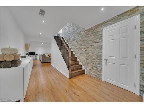 15 Yarrow Court, Kitchener, ON - Indoor Photo Showing Other Room