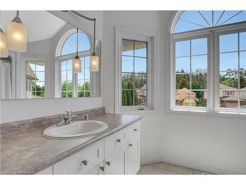 127 Rush Meadow Street, Kitchener, ON - Indoor Photo Showing Bathroom