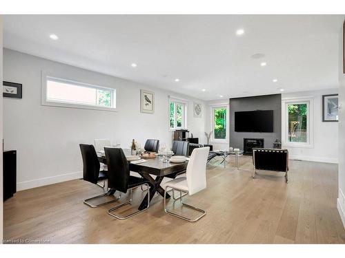 2208 Red Thorne Avenue, London, ON - Indoor Photo Showing Dining Room