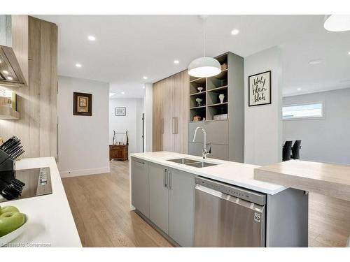 2208 Red Thorne Avenue, London, ON - Indoor Photo Showing Kitchen With Double Sink With Upgraded Kitchen