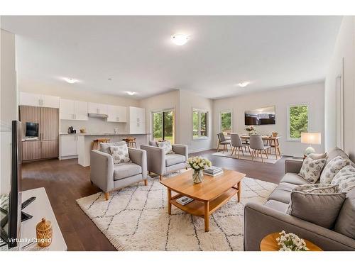 144 Ellen Street, Atwood, ON - Indoor Photo Showing Living Room