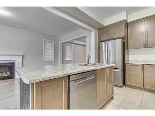 109 Huntingford Trail, Woodstock, ON - Indoor Photo Showing Kitchen With Double Sink