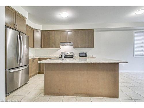 109 Huntingford Trail, Woodstock, ON - Indoor Photo Showing Kitchen