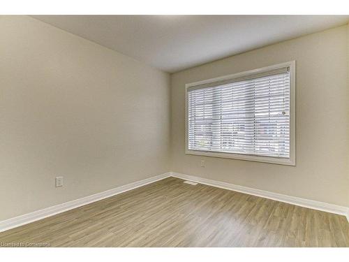 109 Huntingford Trail, Woodstock, ON - Indoor Photo Showing Other Room