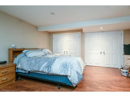 69 Glen Park Crescent, Kitchener, ON - Indoor Photo Showing Bedroom