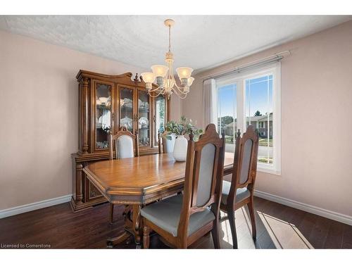 158 The Country Way, Kitchener, ON - Indoor Photo Showing Dining Room