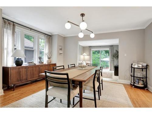 58 Churchill Drive, Cambridge, ON - Indoor Photo Showing Dining Room