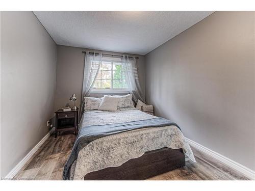 40 Mill Creek Road, Cambridge, ON - Indoor Photo Showing Bedroom