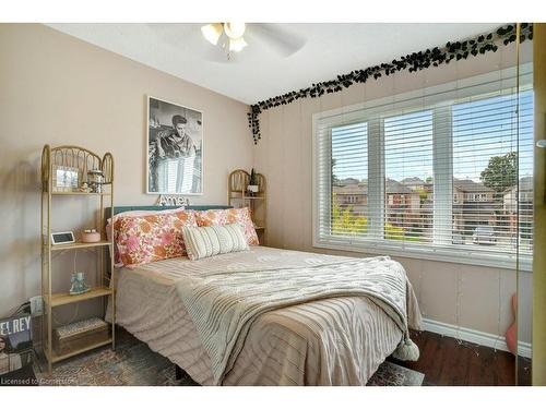 71 Flockhart Road, Cambridge, ON - Indoor Photo Showing Bedroom