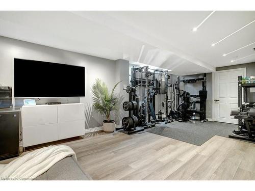 71 Flockhart Road, Cambridge, ON - Indoor Photo Showing Gym Room