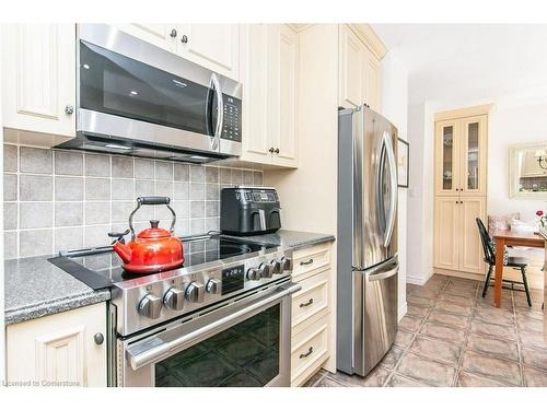 87 Uplands Drive, Kitchener, ON - Indoor Photo Showing Kitchen With Stainless Steel Kitchen With Upgraded Kitchen