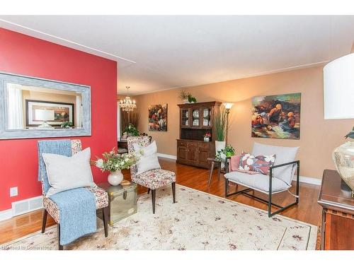 87 Uplands Drive, Kitchener, ON - Indoor Photo Showing Living Room