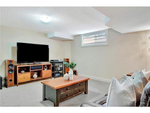 326 Thomas Slee Drive, Kitchener, ON - Indoor