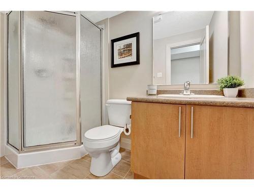 326 Thomas Slee Drive, Kitchener, ON - Indoor Photo Showing Bathroom