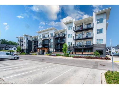 438-110 Fergus Avenue, Kitchener, ON - Outdoor With Facade