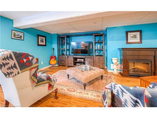 14 Lewis Crescent, Kitchener, ON - Indoor Photo Showing Living Room With Fireplace