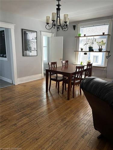 25 John Street, Cambridge, ON - Indoor Photo Showing Dining Room