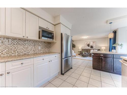 56 Rush Meadow Street, Kitchener, ON - Indoor Photo Showing Kitchen