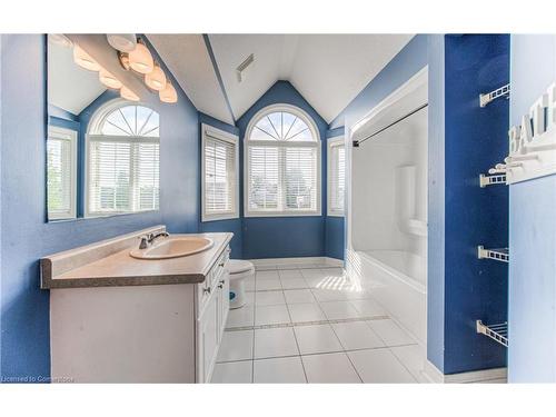 56 Rush Meadow Street, Kitchener, ON - Indoor Photo Showing Bathroom