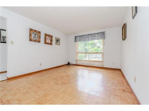 11 Patricia Avenue, Cambridge, ON - Indoor Photo Showing Other Room