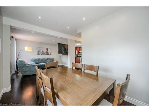 223 Lancaster Street W, Kitchener, ON - Indoor Photo Showing Dining Room