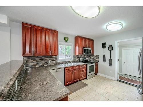 223 Lancaster Street W, Kitchener, ON - Indoor Photo Showing Kitchen