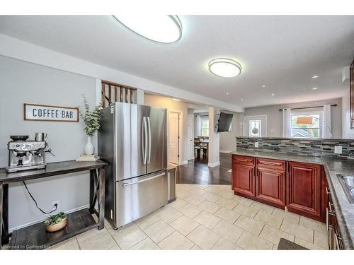 223 Lancaster Street W, Kitchener, ON - Indoor Photo Showing Kitchen