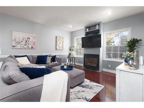 116 Darren Crescent, Cambridge, ON - Indoor Photo Showing Living Room With Fireplace