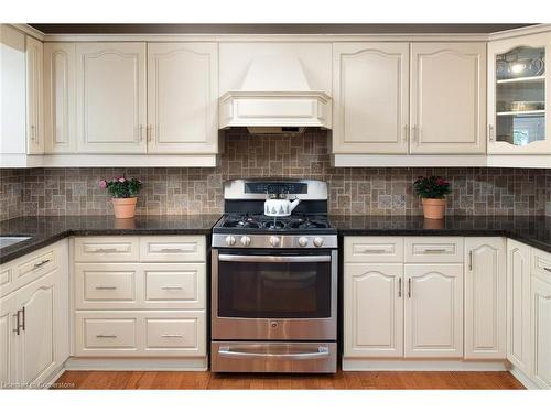 116 Darren Crescent, Cambridge, ON - Indoor Photo Showing Kitchen